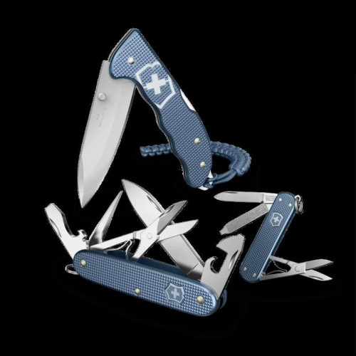 Cuchillo Multiusos Victorinox Classic SD Alox Glacial Blue