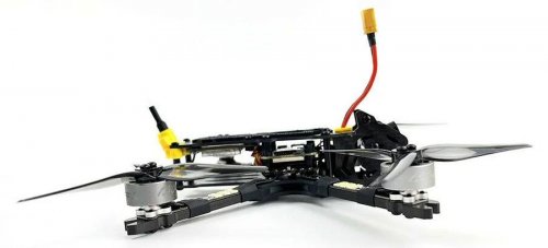 DarwinFPV DarwinFPV BabyApe II II Analógico 156mm F411 FC 30A ESC 4S / 6S Drone de carreras FPV Freestyle de 3,5 pulgadas y menos de 250 g con VTX de