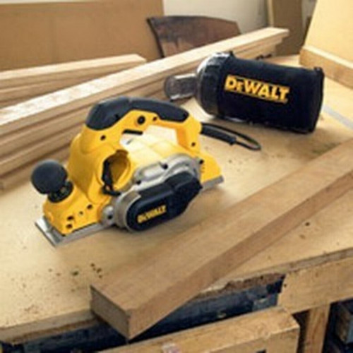 DeWalt D26500K