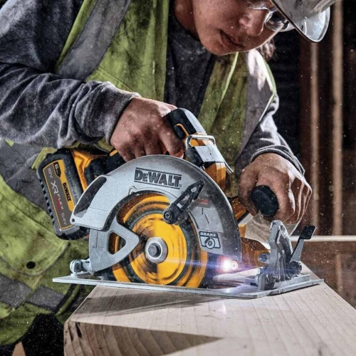 DeWalt DCS573