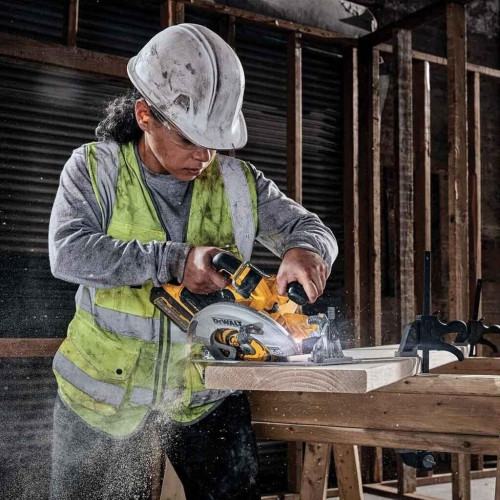 DeWalt DCS573
