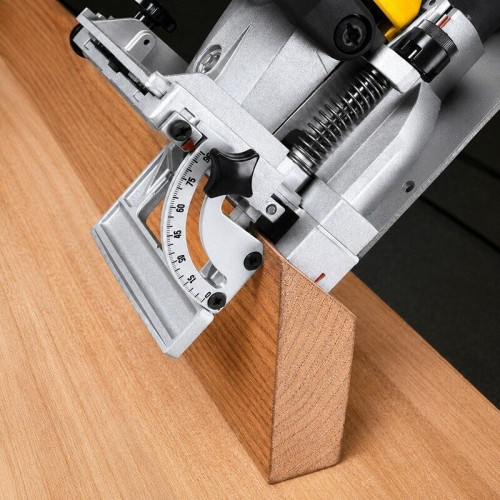 DeWalt DW682K
