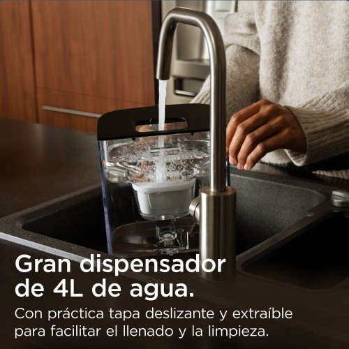 Dispensador de agua Cube con tecnología UV-C y filtro Maxtra Pro Brita Negro