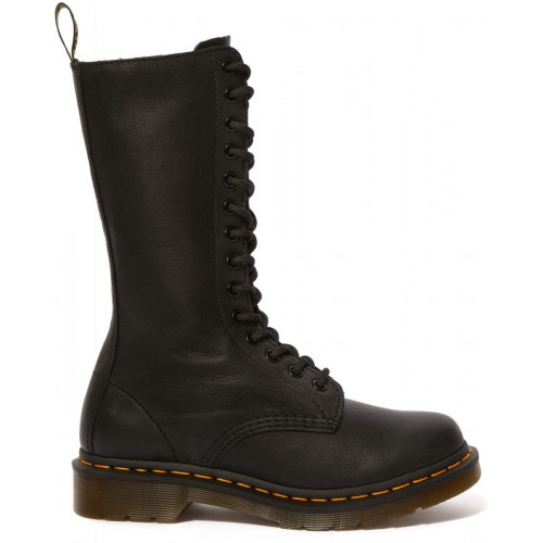 Dr. Martens 1B99