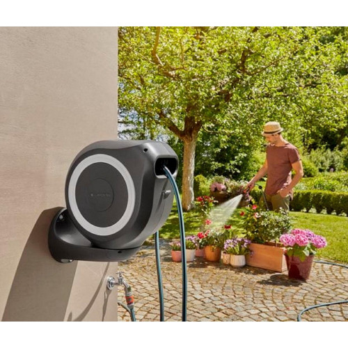 Enrollador de pared automático GARDENA 20 m. Exclusiv.