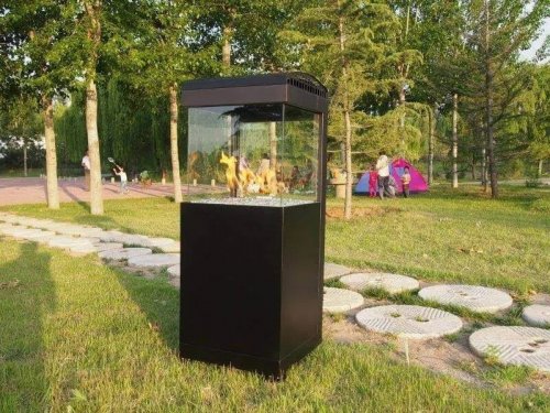 Estufa exterior britec Oslo con 4 caras de cristal