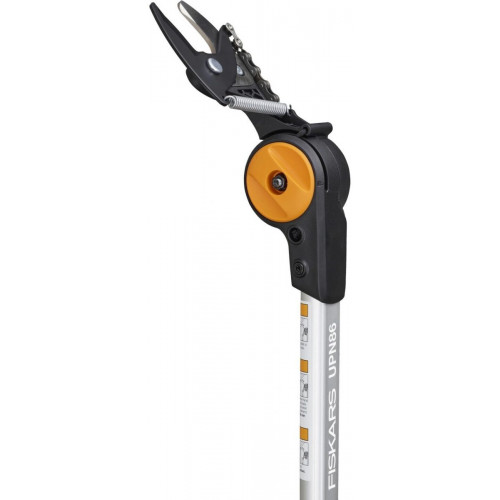 Fiskars UP86 Telescopic Pruning Pole