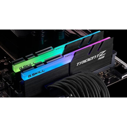 G.Skill Trident Z RGB 32GB KIt DDR4-3600 CL18 (F4-3600C18D-32GTZR)