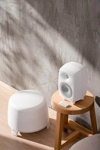 Genelec G Three altavoz activo