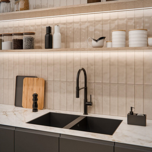Grifo de cocina monomando alto+ducha ESSEBAGNO Magneto en negro