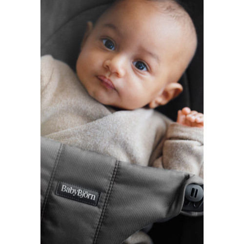 Hamaca BabyBjörn Balance Soft tri-Fabric Gris oscuro
