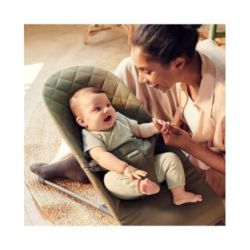 Hamaca Bliss BabyBjörn tejido Woven acolchado pétalo Verde militar