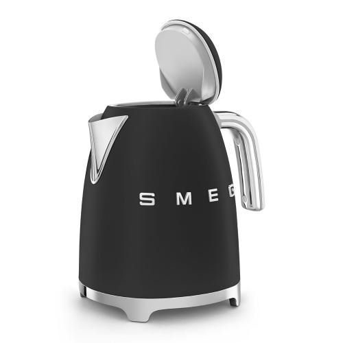 Hervidor de agua Smeg KLF03BLMEU
