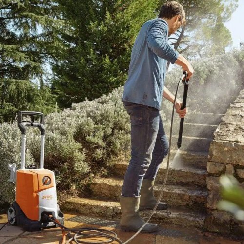 Hidrolimpiadora RE 110 Stihl