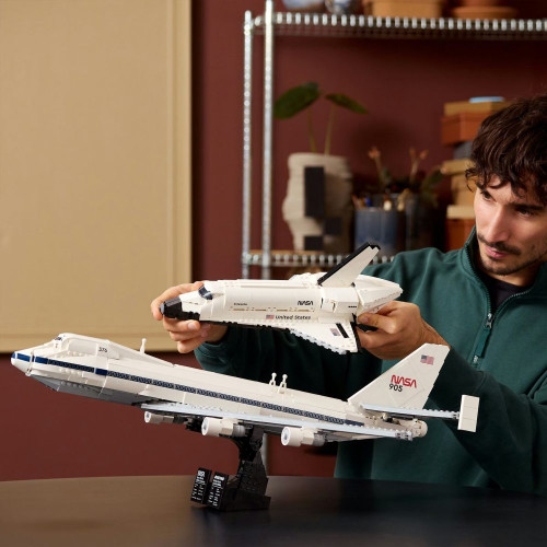 Juego de construcción Shuttle Carrier Aircraft NASA avión LEGO Icons - 10360