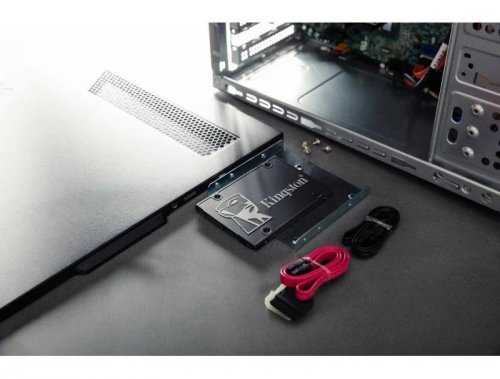 Kingston KC600 SSD
