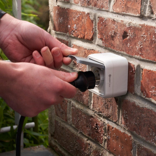 Kit Solar enchufable LEXMAN 4 paneles rígidos 440W para pared/suelo