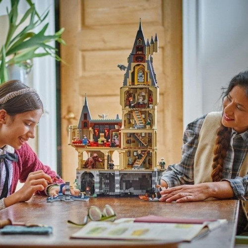 LEGO Harry Potter Castillo Hogwarts Torre Central 76454 2135 piezas