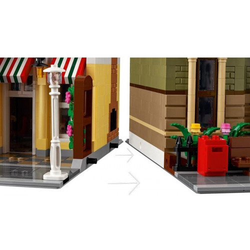 LEGO Icons - Natural History Museum (10326)