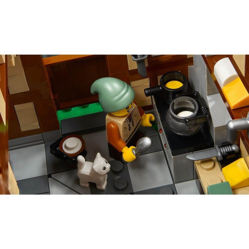 LEGO Icons - Plaza Mayor Medieval (10332)