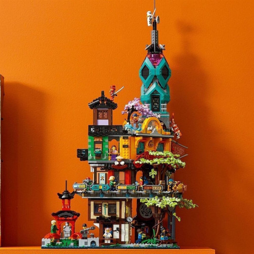 LEGO Ninjago Legacy - Jardines de la Ciudad de Ninjago (71741)