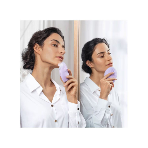 LUNA™ 4 - Dispositivo inteligente de limpieza facial y masaje reafirmante SENSITIVE SKIN FOREO Sensitive skin