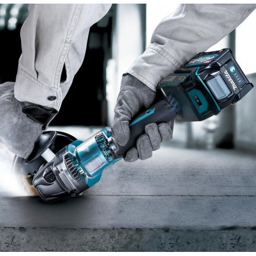 Makita DGA521