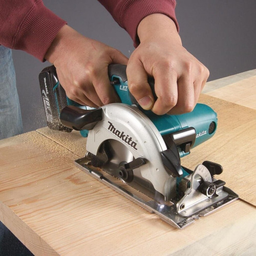 Makita DSS501