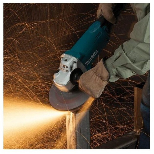 Makita GA9060