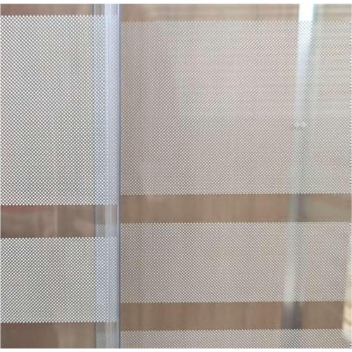 Mampara de ducha corredera 1 hoja fija + 1 puerta corredera Bosco. Perfil aluminio cromo. Ancho adaptable (157-161)x195 cm Cristal templado de seguridad transparente 6 mm. Cierre magnético.