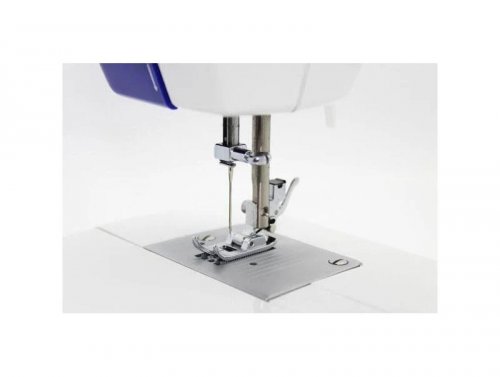 Máquina de coser Alfa NEXT840