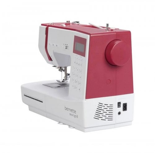 Máquina de Coser Bernette Sew&Go 8