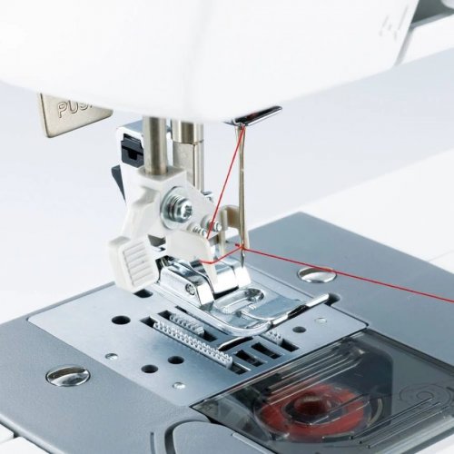 Máquina de coser Brother XQ3700