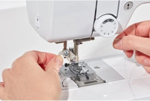 Máquina de Coser Electrónica Brother Cx70 Pes 70 puntadas