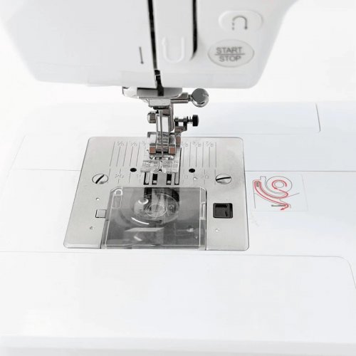 Máquina de coser Juki HZL