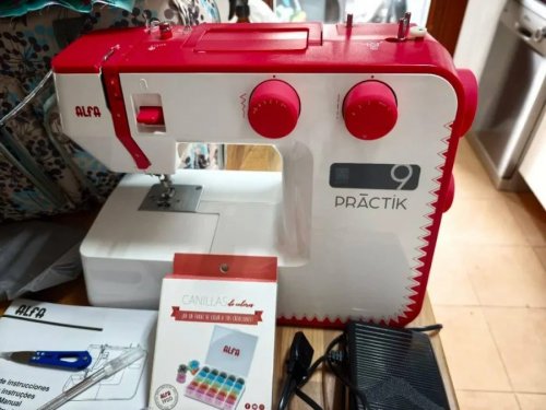 Máquina de coser practik 9