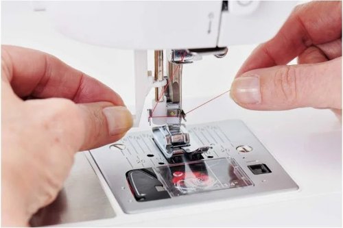 Máquina de coser Singer Elite CE677