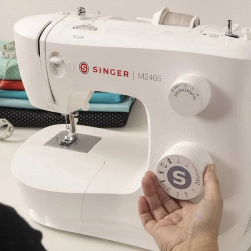 Máquina de coser Singer M2405