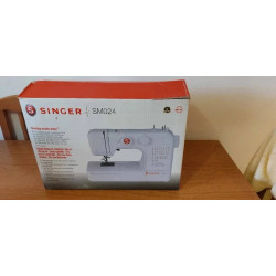 Máquina de Coser Singer SM024