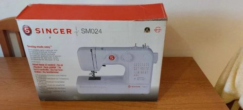 Máquina de Coser Singer SM024