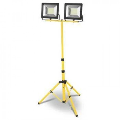 Matel Proyector Led Tripode 5mt.2x70w.fria