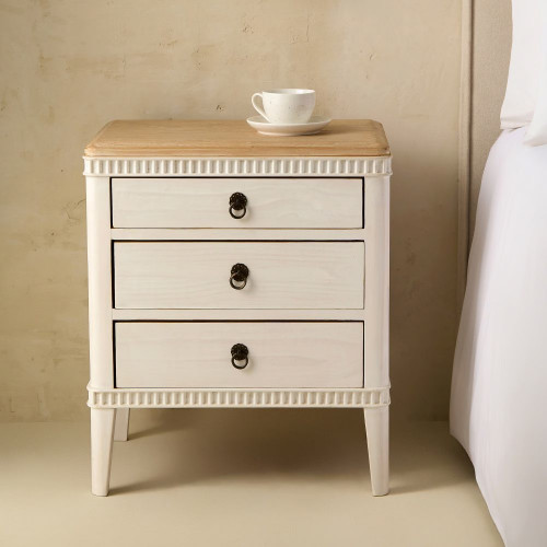 Mesita de noche de madera de pino reciclado con 3 cajones Amelia EuroVolter Blanco
