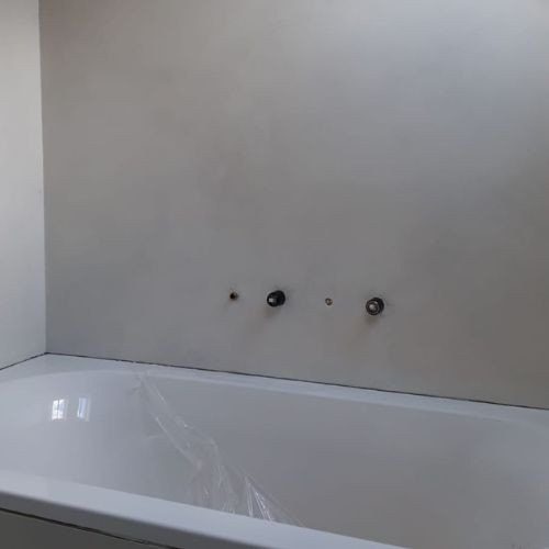 MICROLANIC ONE FINO 20KG 40m2 Microcemento Listo al Uso de grano Fino para decoración de suelos y paredes. BEIGE