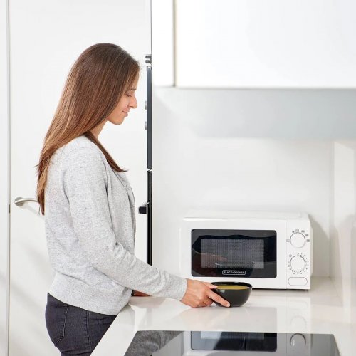 Microondas Black&Decker BXMY700E