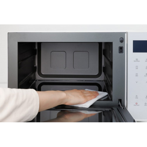 Microondas Panasonic 23 litros, con grill - NN-DF37PWEPG Blanco