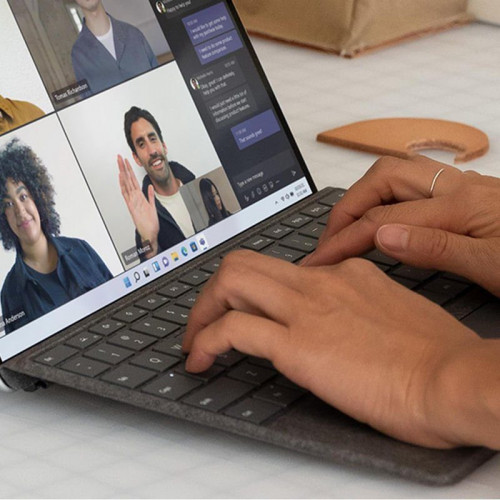 Microsoft Teclado para Surface Pro con Almacenamiento de Lápiz Español QWERTY Platino