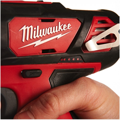 Milwaukee M12 BPD-202C