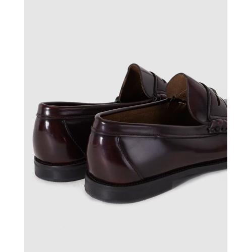 Mocasines de hombre de Castellano de piel de color granate Granate
