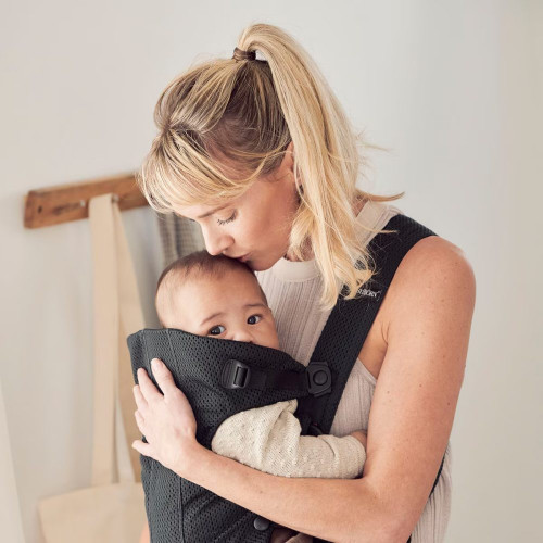 Mochila portabebés Babyjörn Mini 3D Mesh 2 posiciones Negro