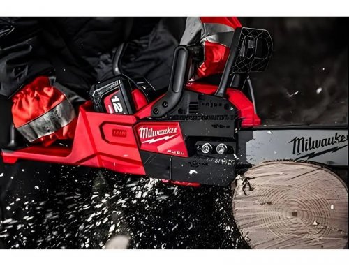 Motosierra con espada de 30cm Milwaukee M18 FCHSC-121 Fuel